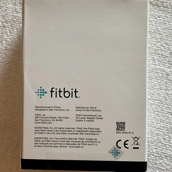 NEW Genuine Fitbit FB171RCC Replacement Charging Cable for Fitbit Versa 2 Black - Picture 2 of 2